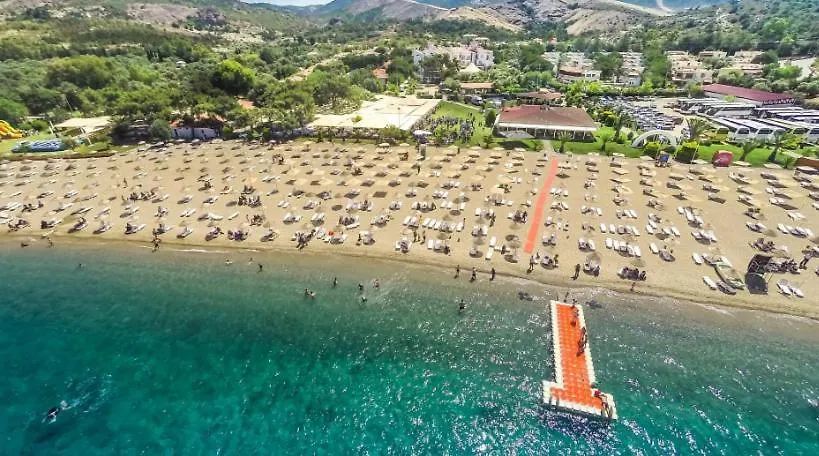 Sun Beach Villas Foca 0*,